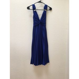 Blue V neck accordion dress